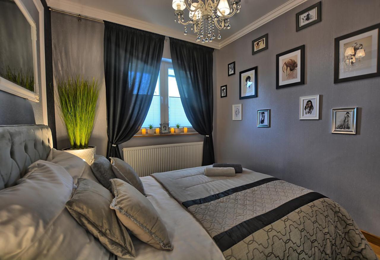 Apartament Diamentowy เลสโก ภายนอก รูปภาพ